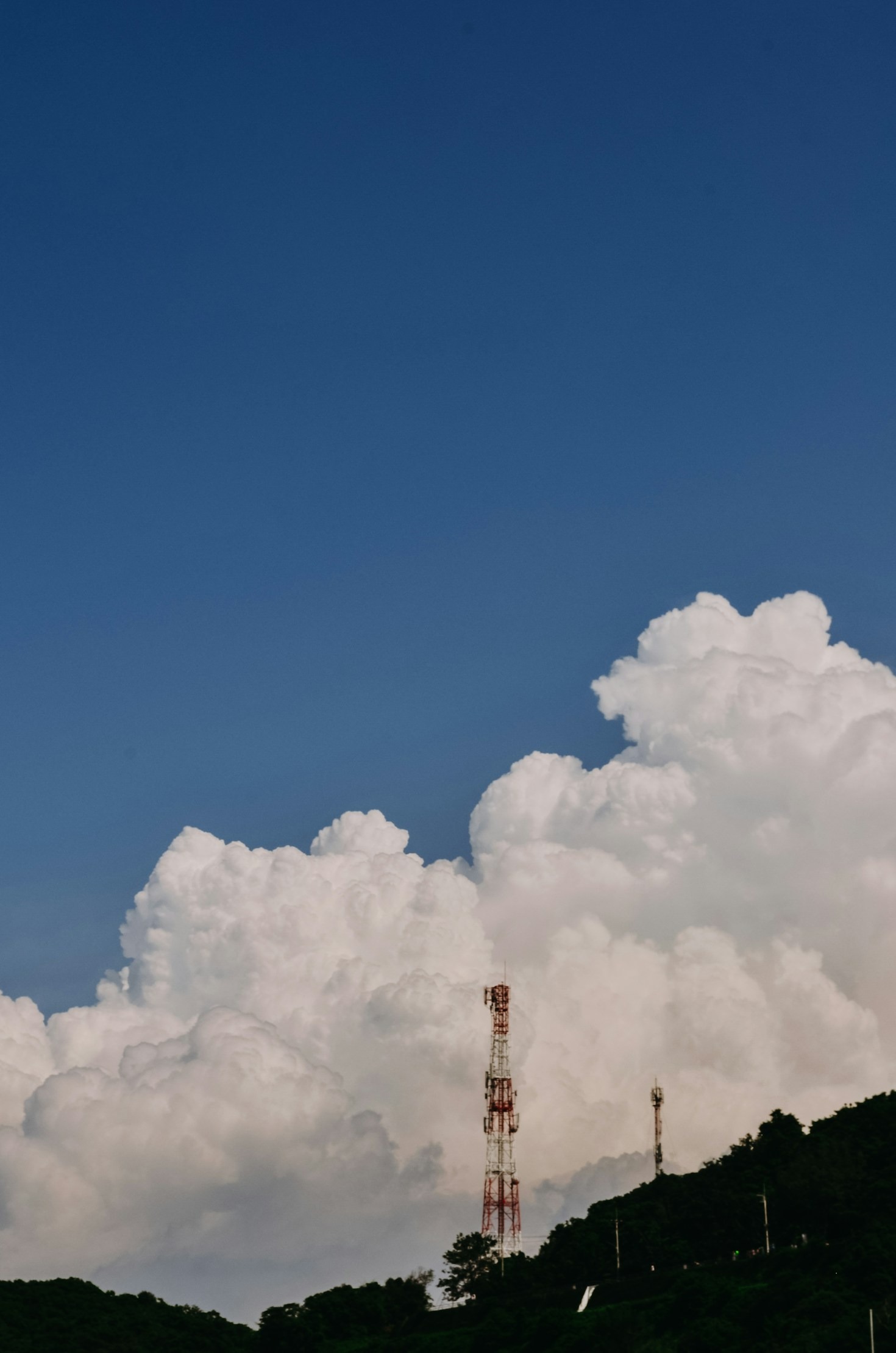 Skyline Internet: Connecting Communities Seamlessly